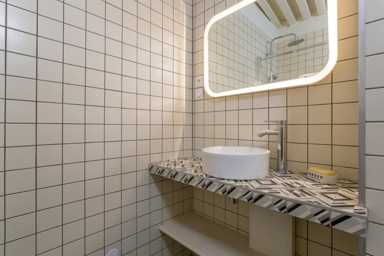Character Apartment 6 People - City Center ليون المظهر الخارجي الصورة